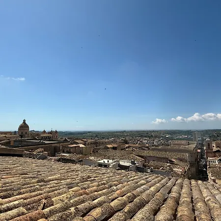Panorama - Adults Only Noto