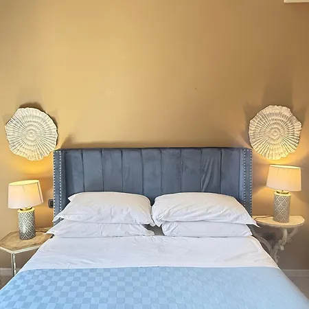 Panorama - Adults Only