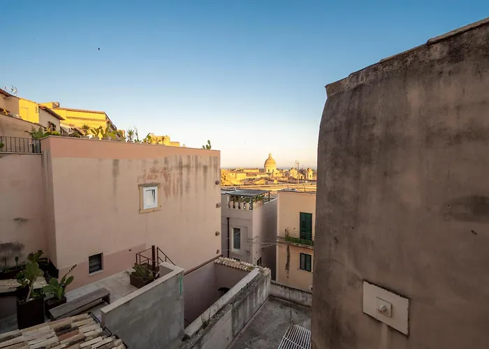 Panorama - Adults Only Couette-café Noto